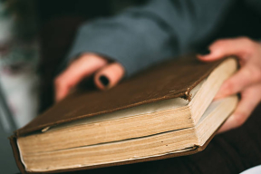 В конце года мы еще раз напомнили себе: страница не перевернута, ничто не забыто