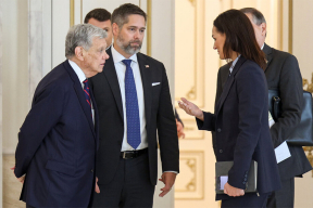 Чалый: После «дружеского» окрика из Москвы сорвался визит Джона Коула в Минск