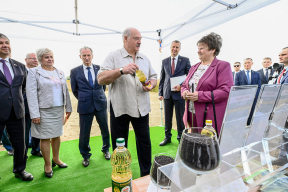 Для чего пропаганда лепит из Лукашенко образ гурмана