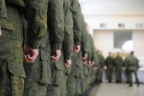 Неслуживших беларусов с категорией «не годен в мирное время» стали вызывать в военкоматы